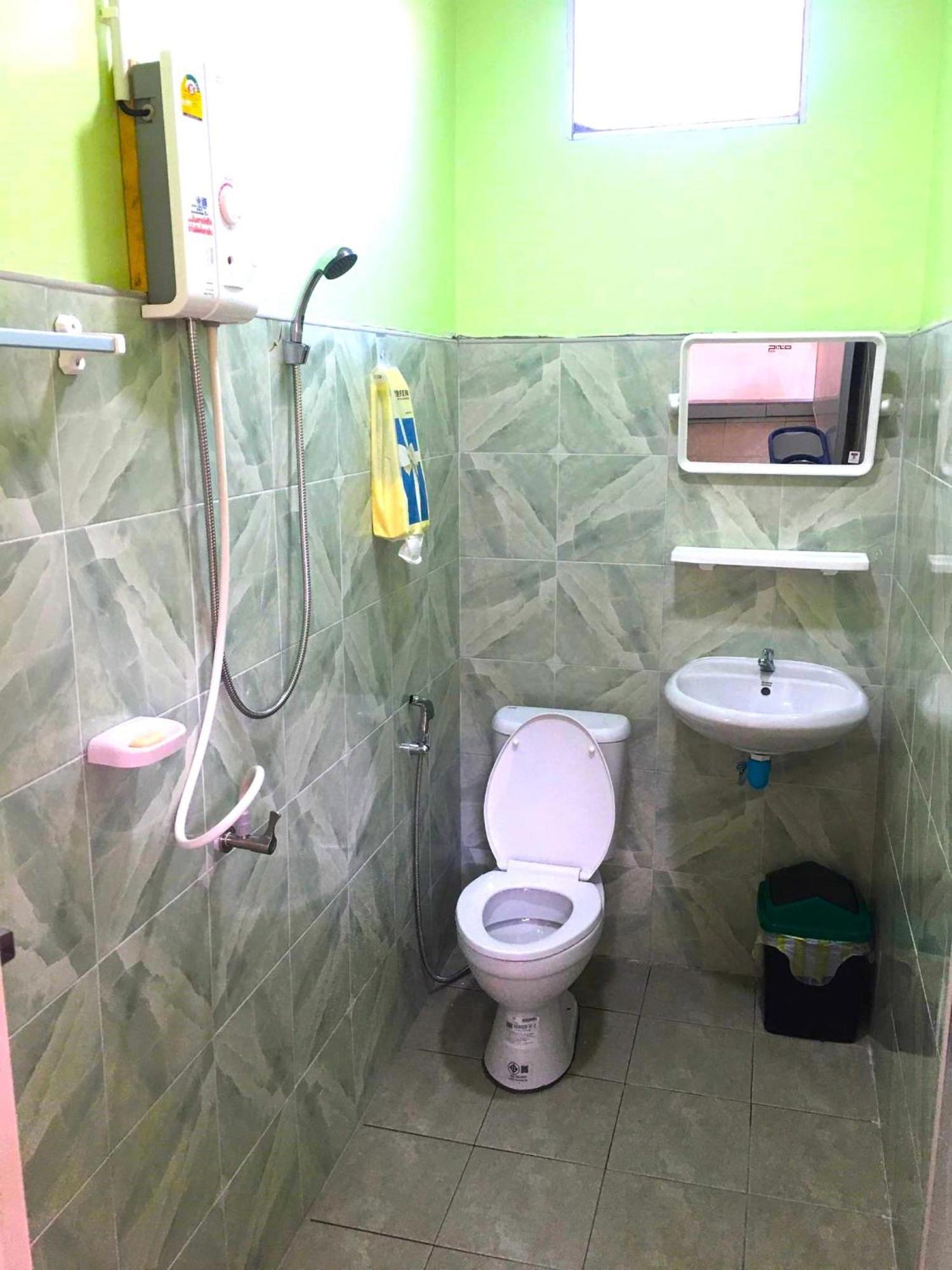 World Citizen Guesthouse Baan Tai Eksteriør bilde